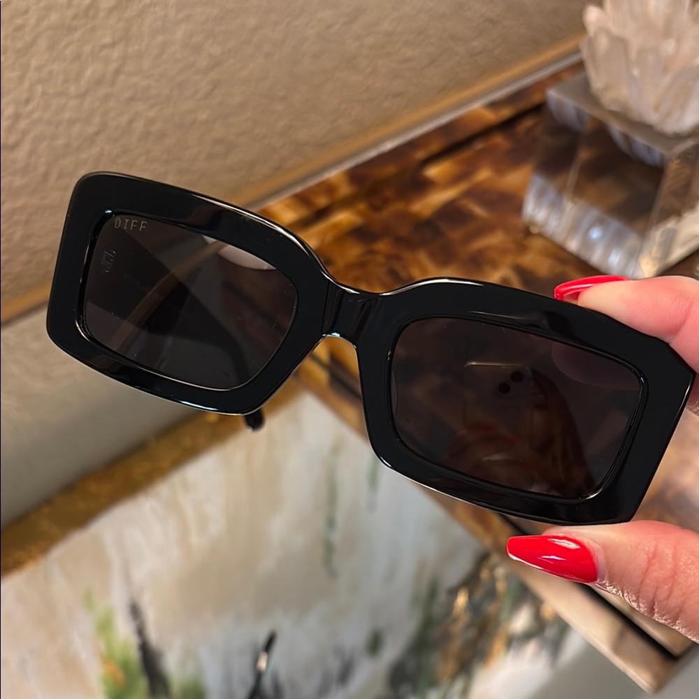 Diff Indy Black Sunglasses